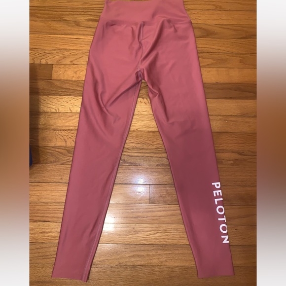Peloton Cherry Tint Leggings Large - Picture 2 of 4